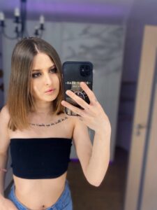 Света путана Санкт-Петербурга проститутки услуга семейным парам, метро Проспект Большевиков - фото 1